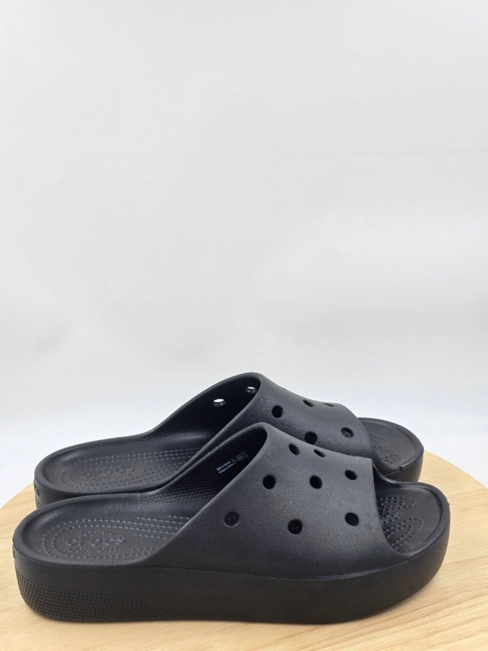 Crocs Women's Classic Platform  Sandals Slide Sz 10
